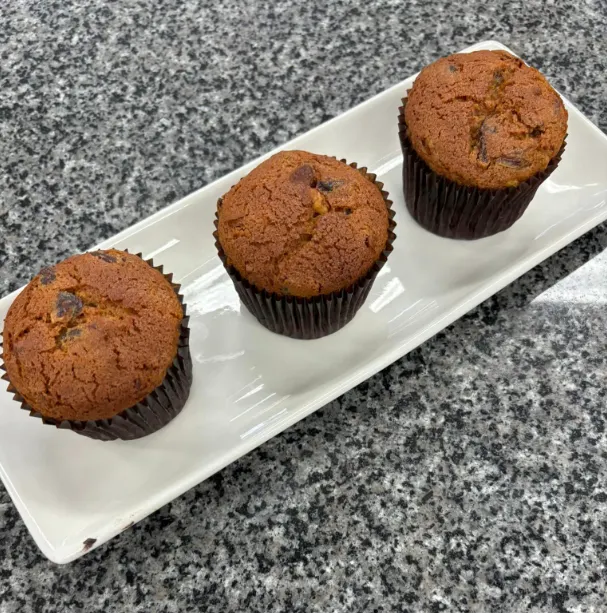 濃郁的桂圓香氣搭配脆口的核桃，熱熱吃很好吃！