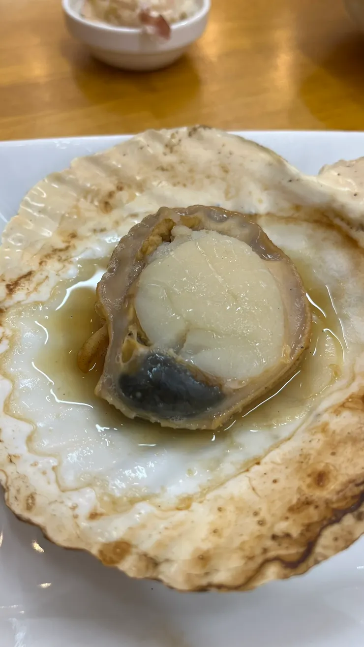 不用沾任何醬,直接吃就很美味。。