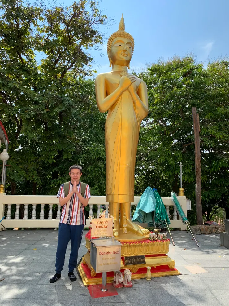 我的星期佛是這一尊,星期五