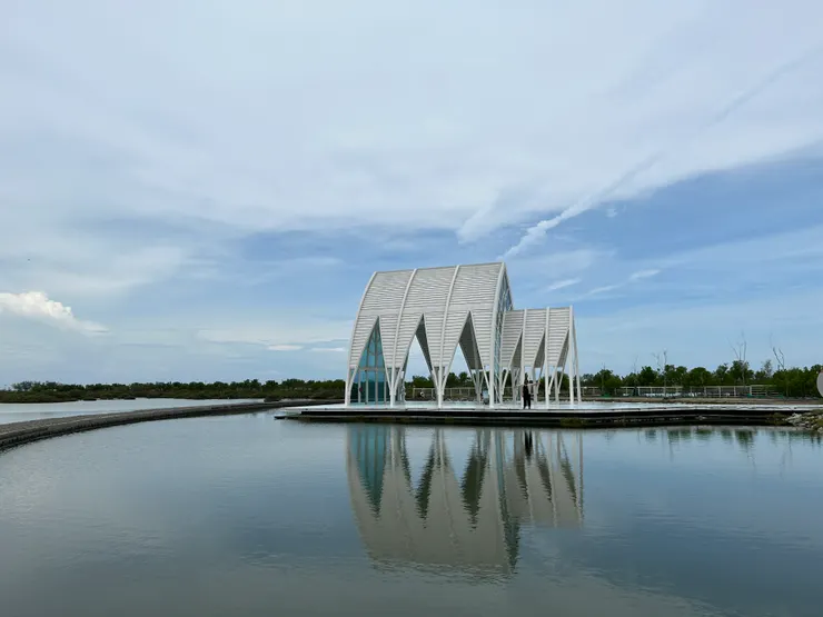 ⟨筆者攝影—Bahin入鏡⟩