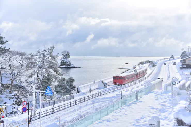 天氣逐漸晴朗了起來