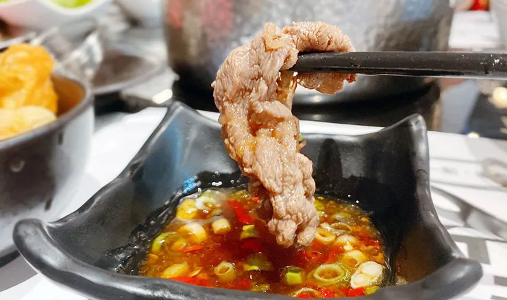 【武鶴和牛火鍋-吉林總店】A5和牛吃到飽、鱈場蟹腳吃到飽,送波士頓龍蝦│台北火鍋吃到飽推薦