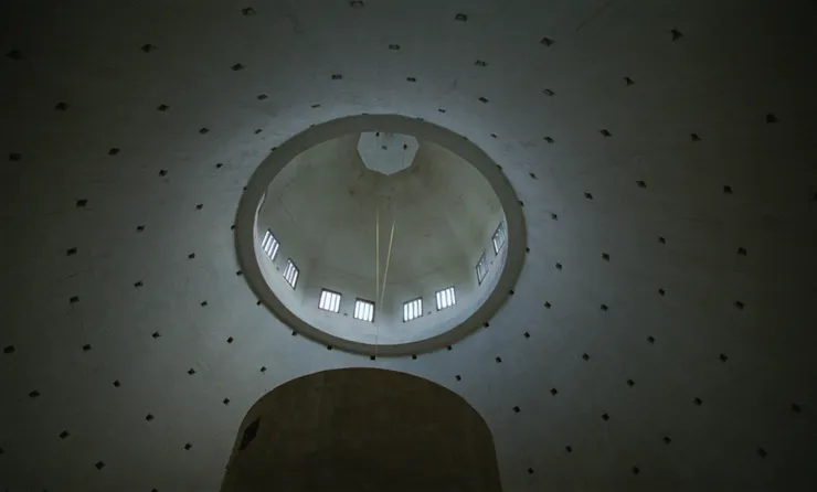 《粗獷派建築師》劇照／環球影業 提供