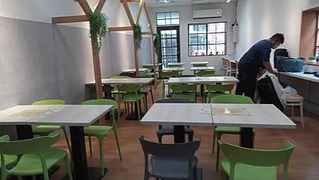 [台北美食]來吃炒米粉喔!!!一口滷肉飯、一口麻婆豆腐飯的火