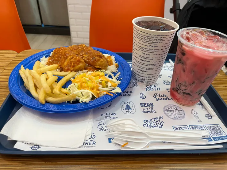 辣椒蟹醬飯配雞肉套餐