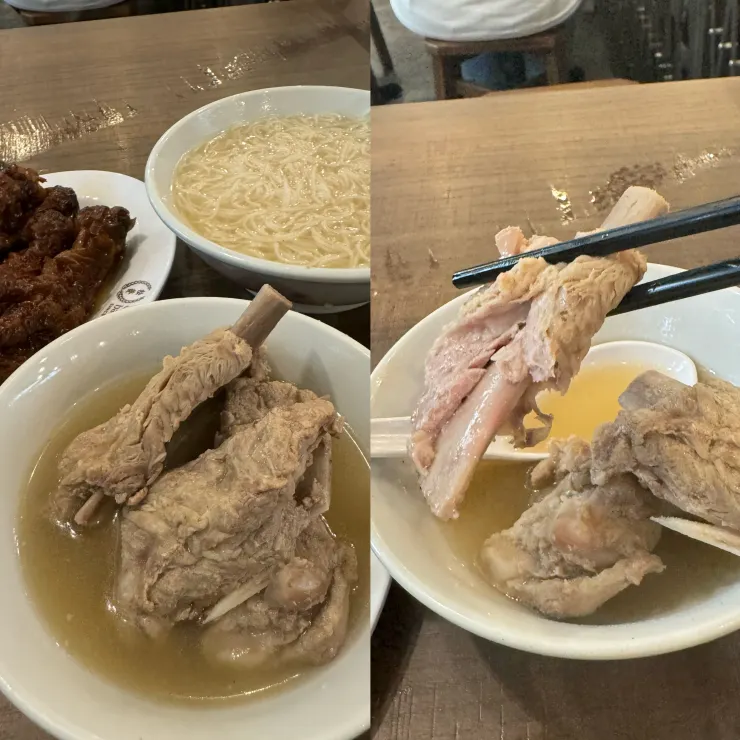 排骨燉得嫩嫩的,輕輕一咬就骨肉分離!