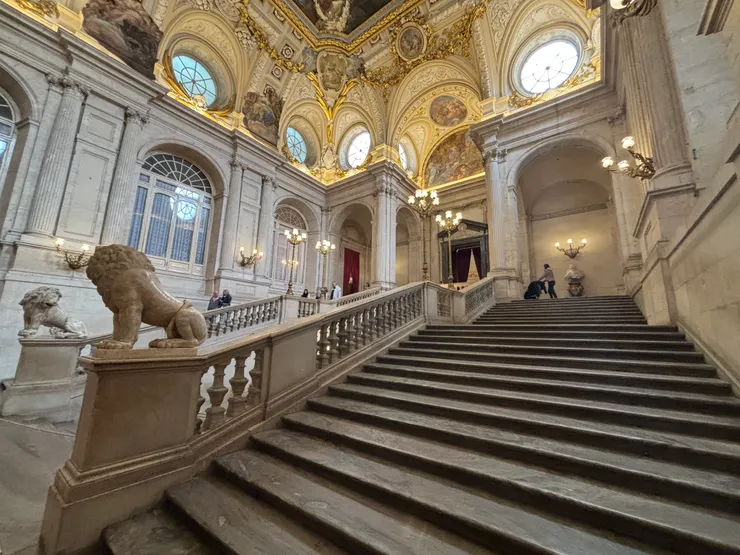 王宮入口處階梯