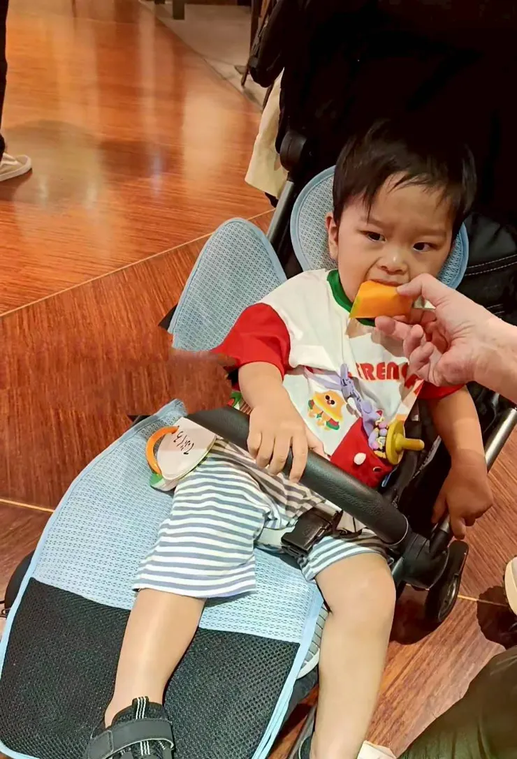 哈密瓜甜甜滴.......😍