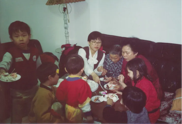 每年都要邀請鄰居來共度聖誕節