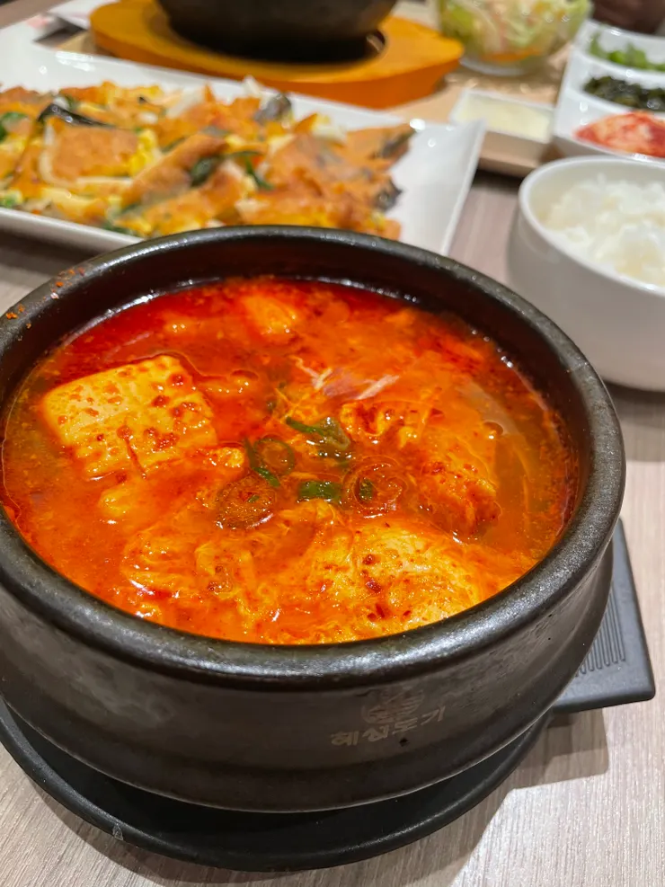 很鮮的海鮮嫩豆腐湯