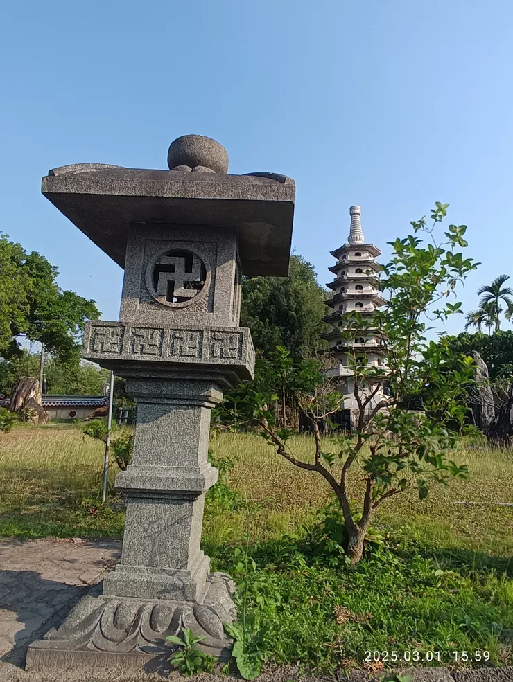 石燈籠浮圖塔