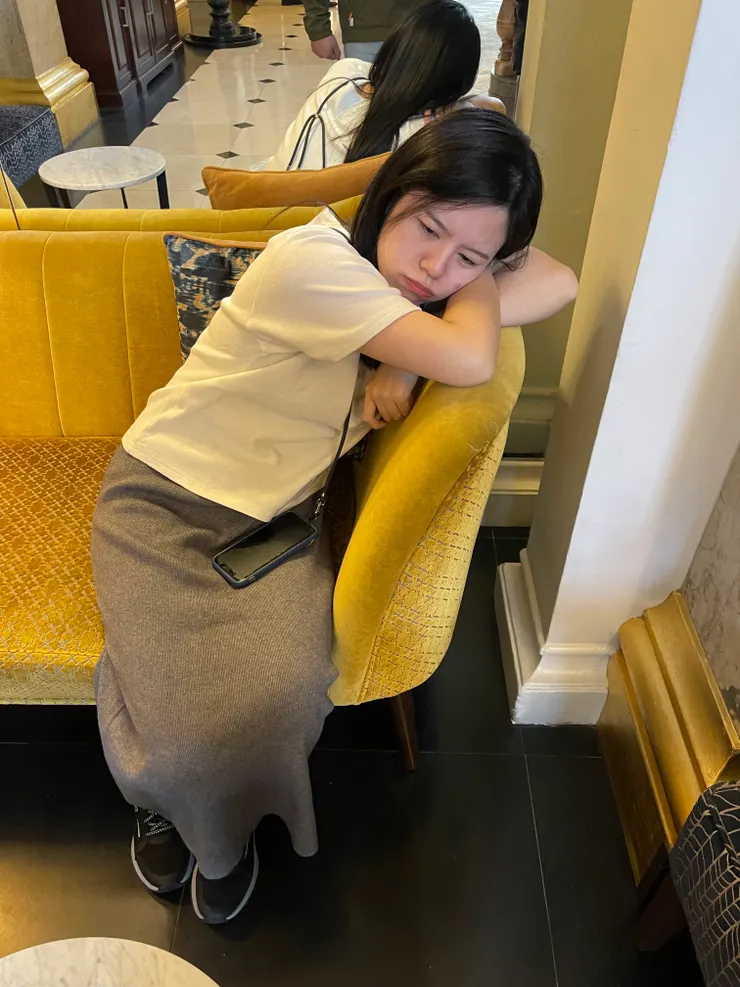 不想回家的女子