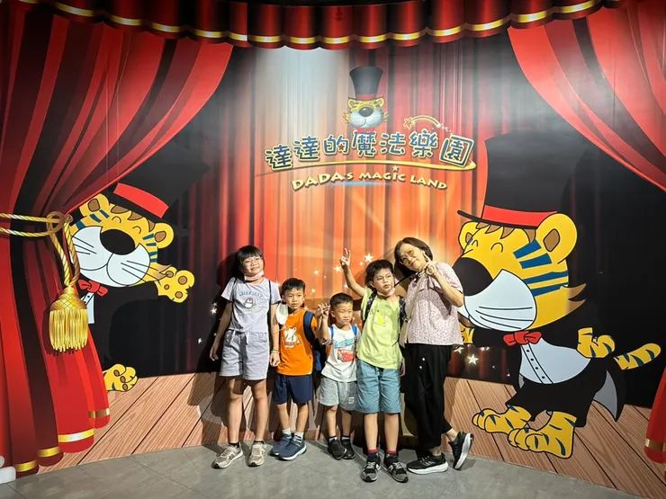 2024夏,台中科博館,小時候是媽媽帶我們來,現在換我帶媽媽和她孫子來