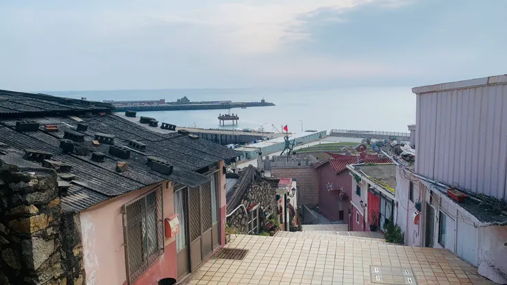 畢竟是小海島，要看到海其實也不算太難的事情。