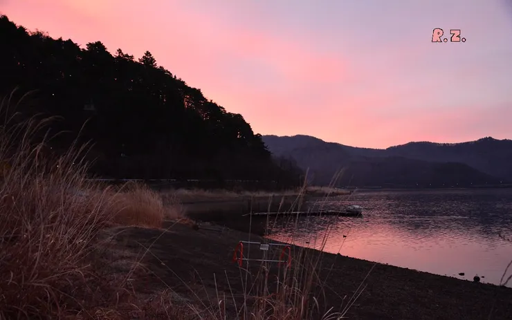 東方天空染紅了 ([陳傳義]拍攝)