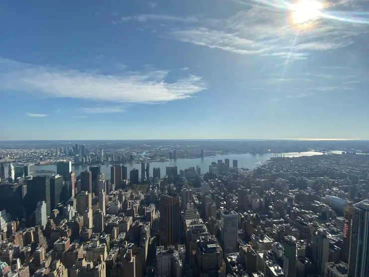 繁榮的曼哈頓市景