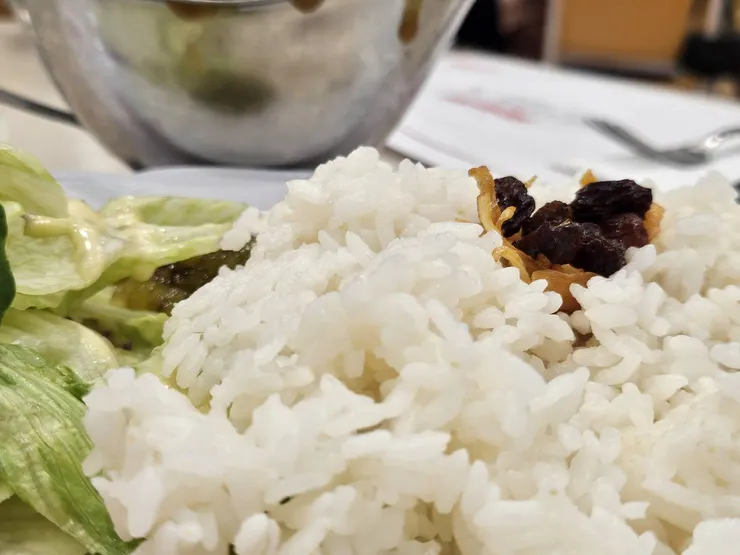 #飯篇不錯吃，可以