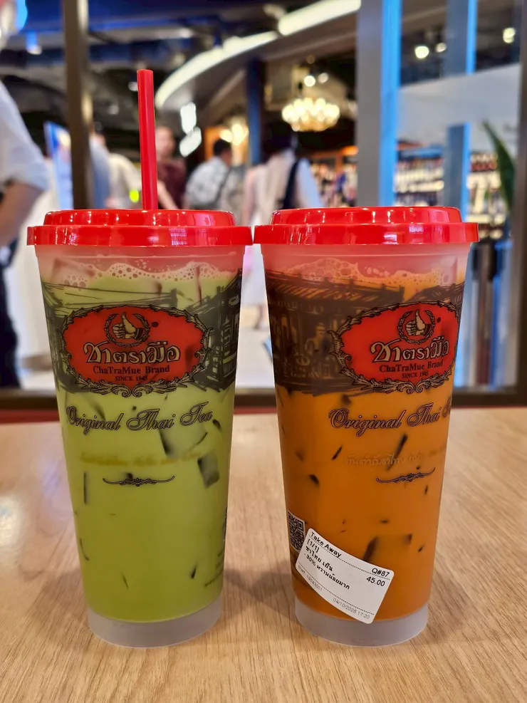 手標泰奶 & 奶綠