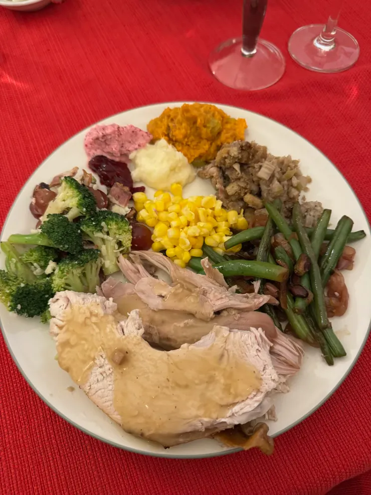 所有的菜放一盤就是這麼鮮豔的顏色