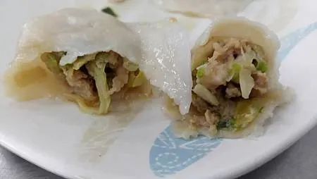 [台北美食]鄉民支持與社會名人加持的阿娥水餃，熱門人氣、札實