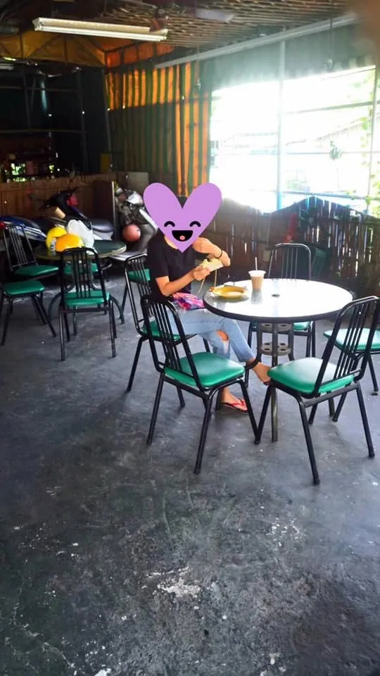 那時最愛的隔壁早餐店，現在已經變成小吃店了