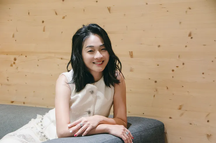 《人生海海》導演廖克發 ╳ 演員陳雪甄專訪。/攝影:ioauue