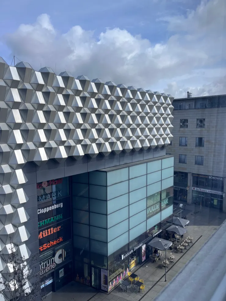 智選假日飯店-德勒斯登中心(Holiday Inn Express Dresden Zentrum)房間窗景