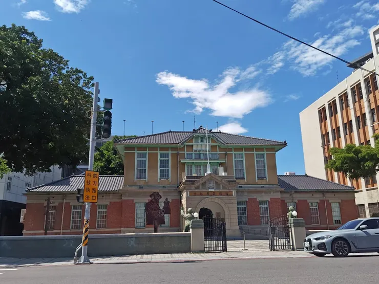 原台南州虎尾郡役所