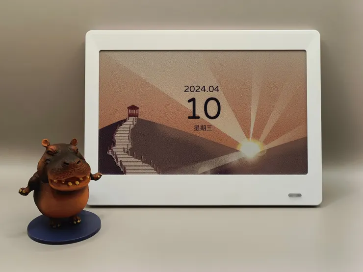 來源：ULANI 永恆曆 (公仔自備)