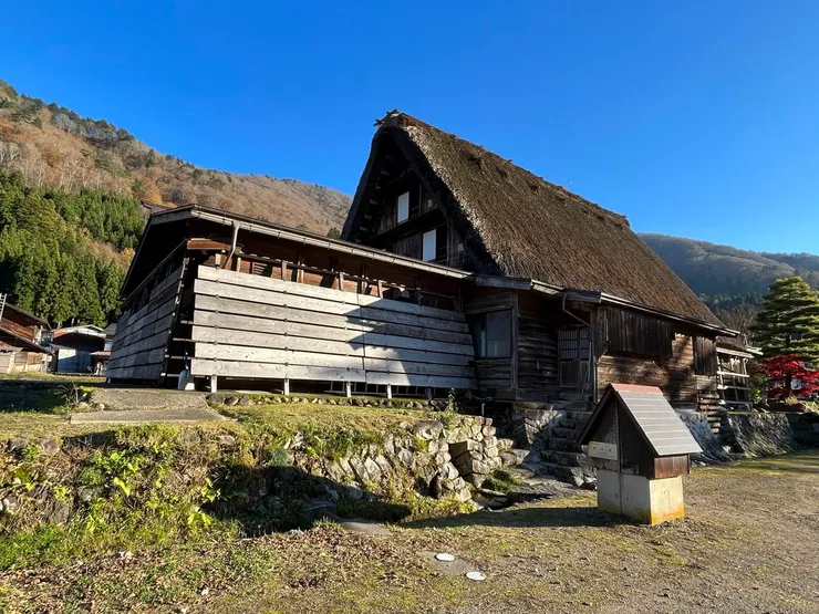 深夜散步起點的小屋