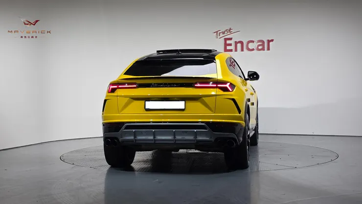 Lamborghini URUS韓規外匯車