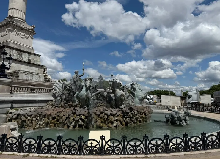 好多希臘神話故事中的人物都在這𥚃出現