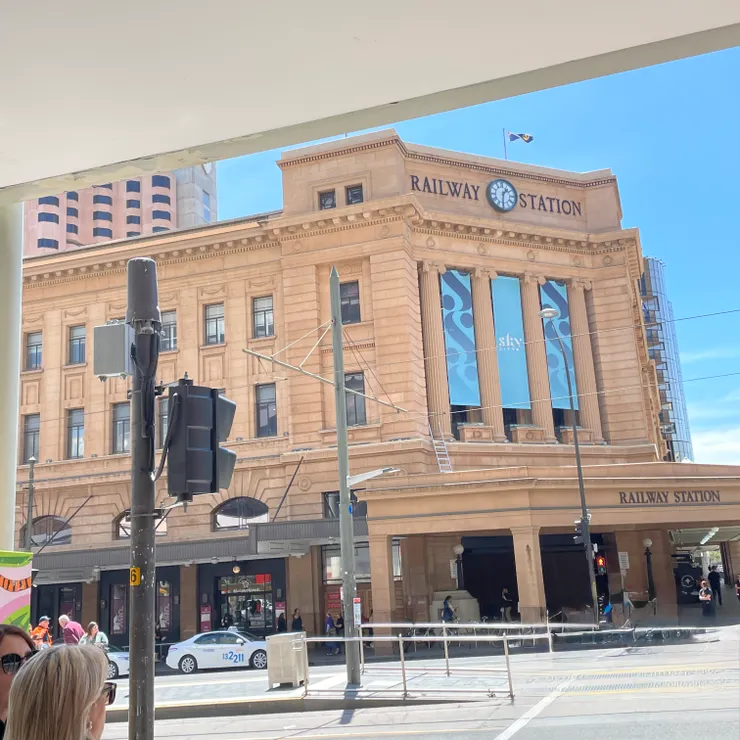 阿德雷德火車站