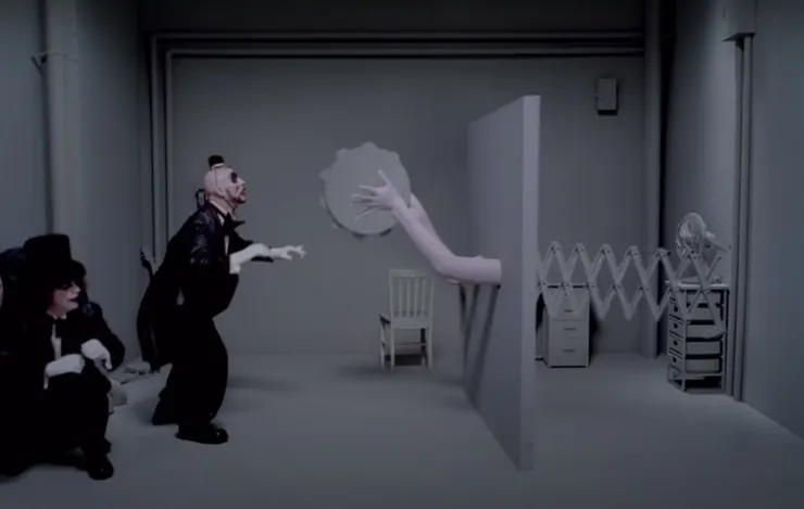 唱片公司繼續對「濱崎步商品」做產品開發