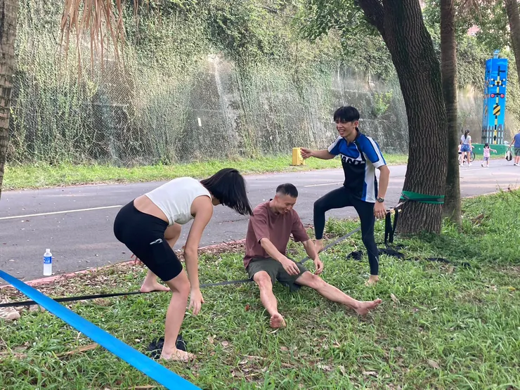 走繩時,掉下來很正常,不怕失敗、持續練習就能進步快速