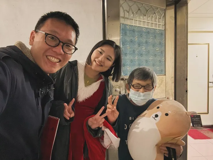 去年聖誕節杜姐生日時的合影