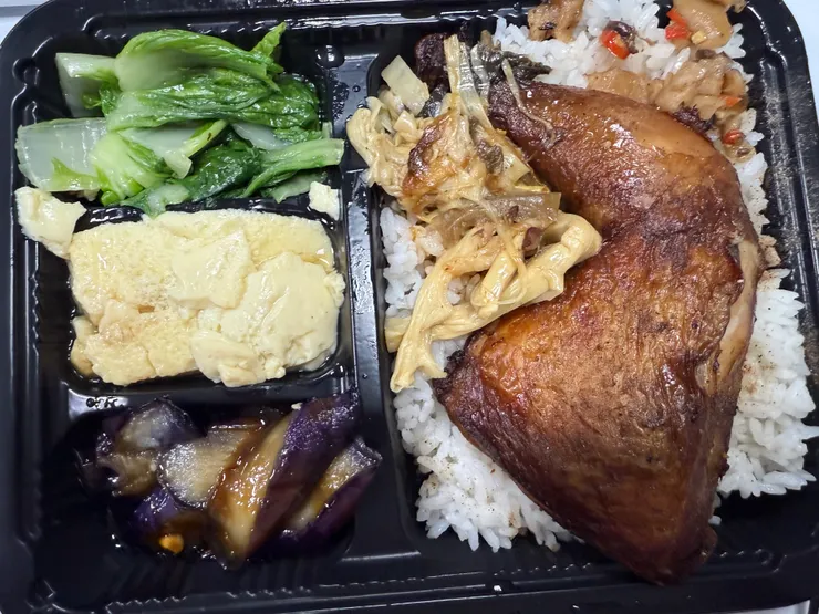 2026/01/08 烤雞腿便當