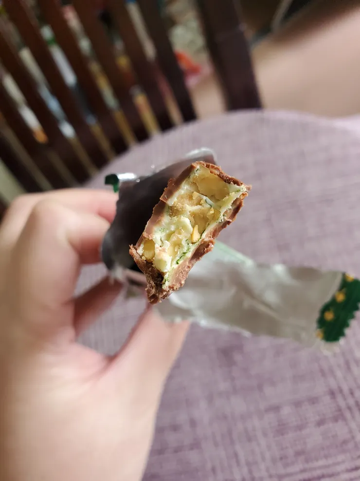 一口咬下香菜味還OK