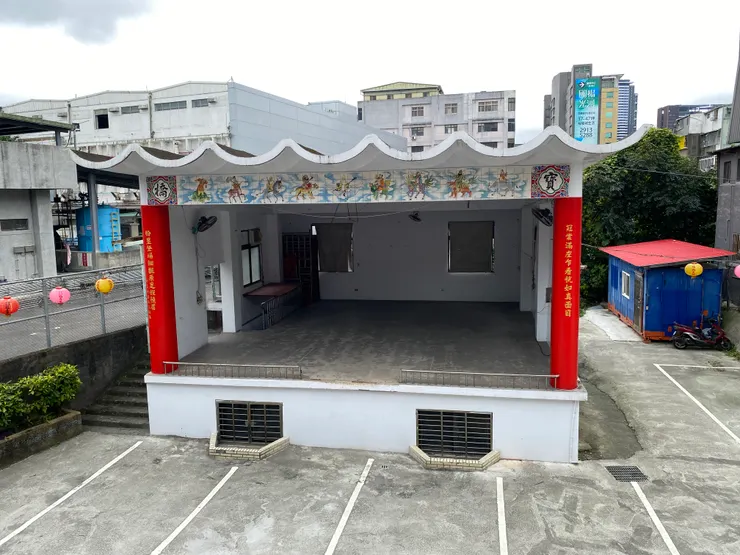 1975年興建的戲台