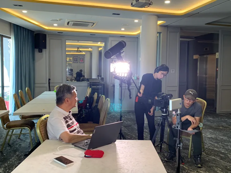 《由島至島》工作照／廖克發 提供