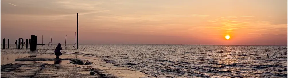 莫語錄｜在文字裡學會擁抱自己