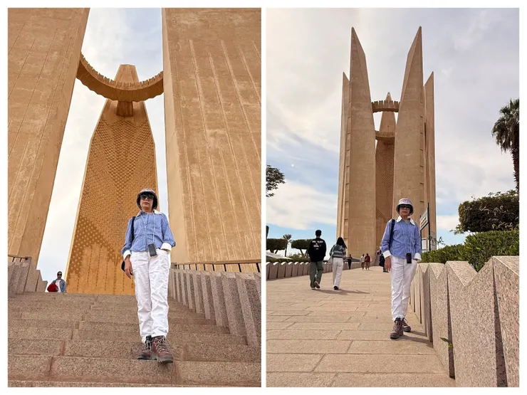 埃蘇友誼紀念碑又稱「蓮花塔」