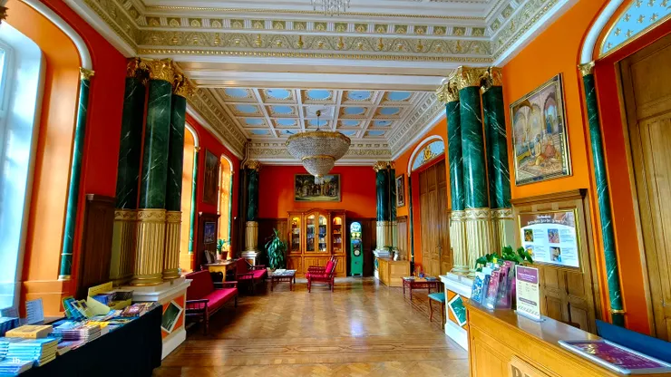 【城堡一樓的接待大廳】