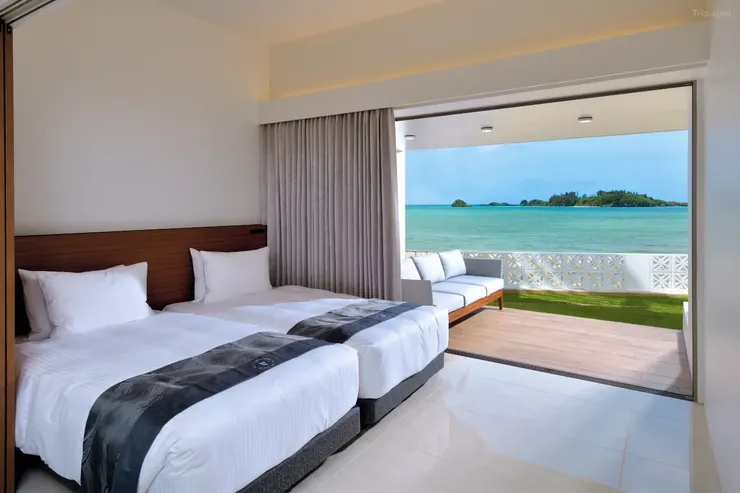 Villa VALIOSA ON THE BEACH