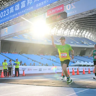 晨跑尬一下的沙龍