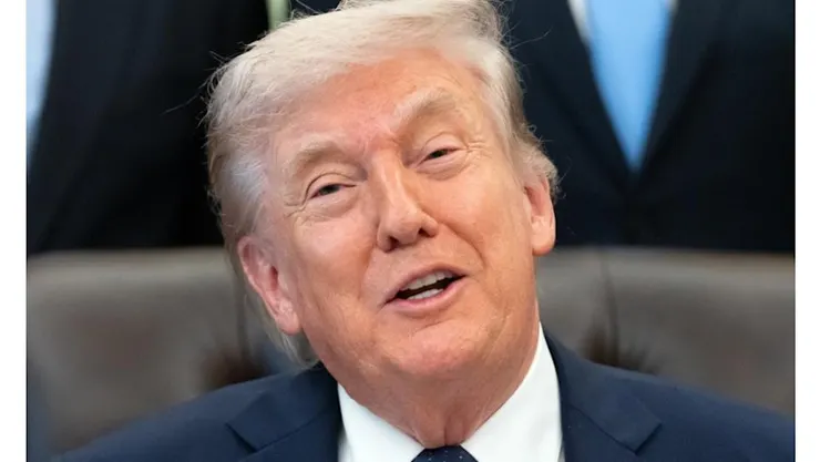 2026年4月23日，美國總統川普在白宮橢圓形辦公室。美聯社