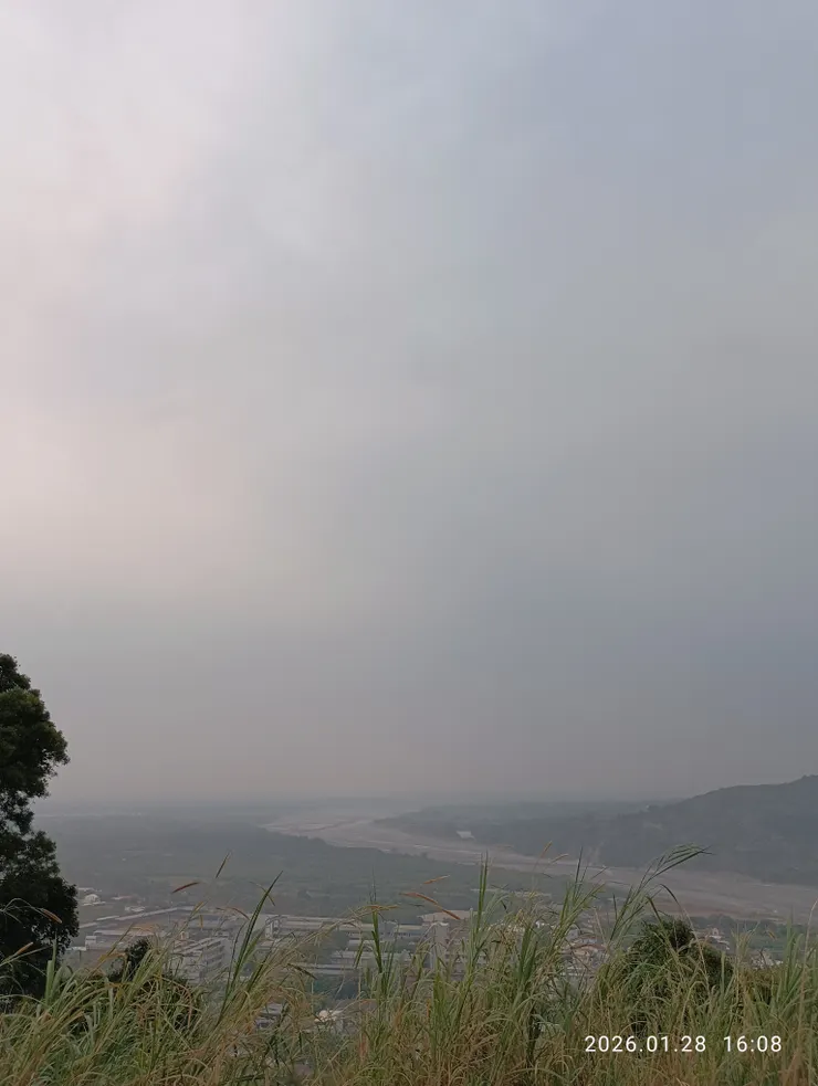 雲潑墨風斜雨細