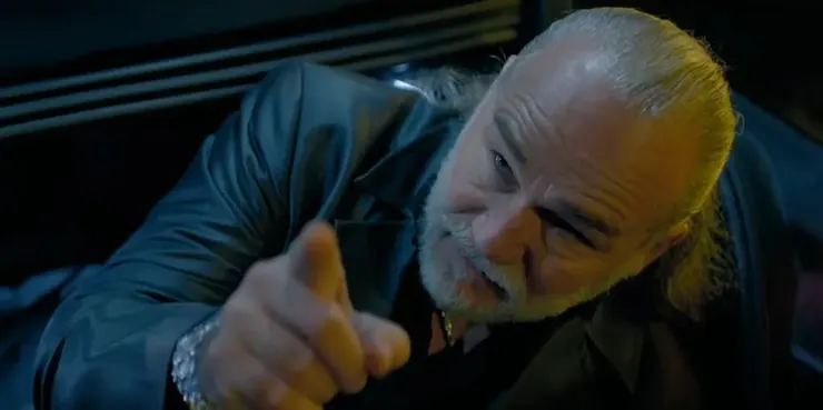 此時面對波赫斯，已沒任何猶豫，計畫早已成形。