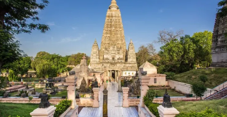 菩提迦耶大菩提寺清晨景色