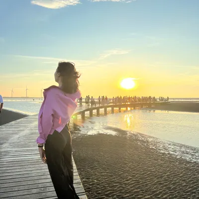 一隻想迴游的魚的沙龍